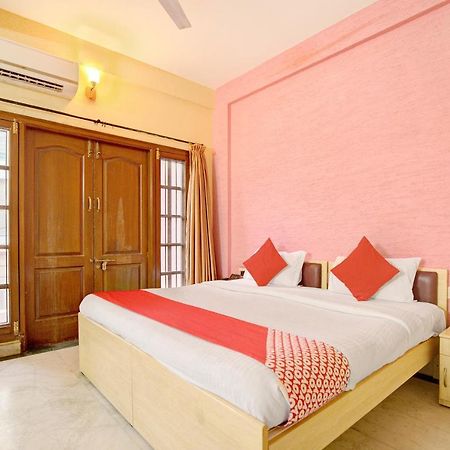 Oyo 431 Hotel Maple In Bangalore Esterno foto