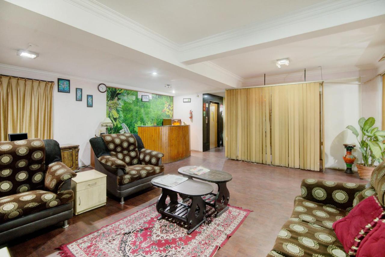 Oyo 431 Hotel Maple In Bangalore Esterno foto